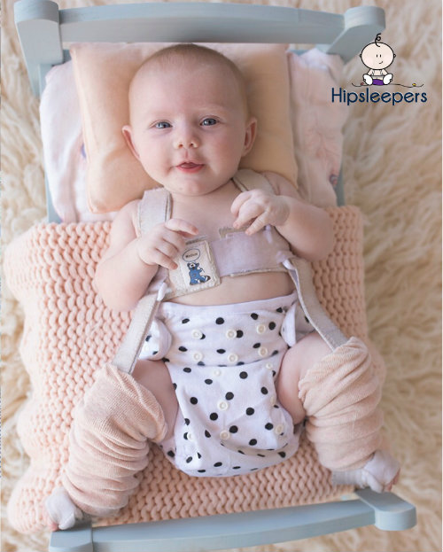 https://www.hipsleepers.com.au/product_images/uploaded_images/hip-dysplasia-nappy-cover2.jpg